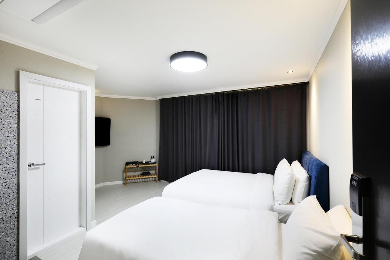 Cornerstone Hotel Seogwipo Eksteriør bilde