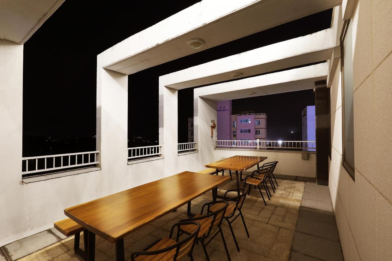 Cornerstone Hotel Seogwipo Eksteriør bilde
